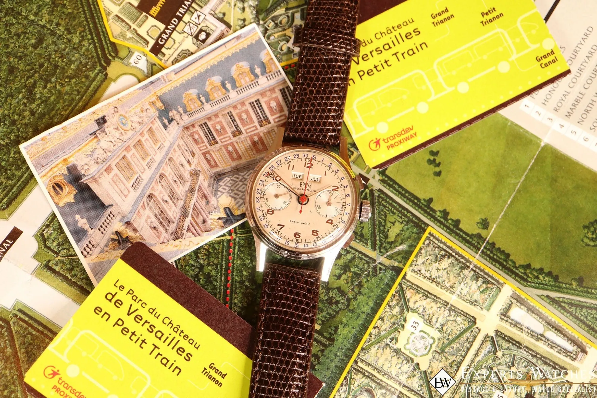 1950s Vintage DOXA VALJOUX 72C Triple French Day Date Calendar Chronograph Watch