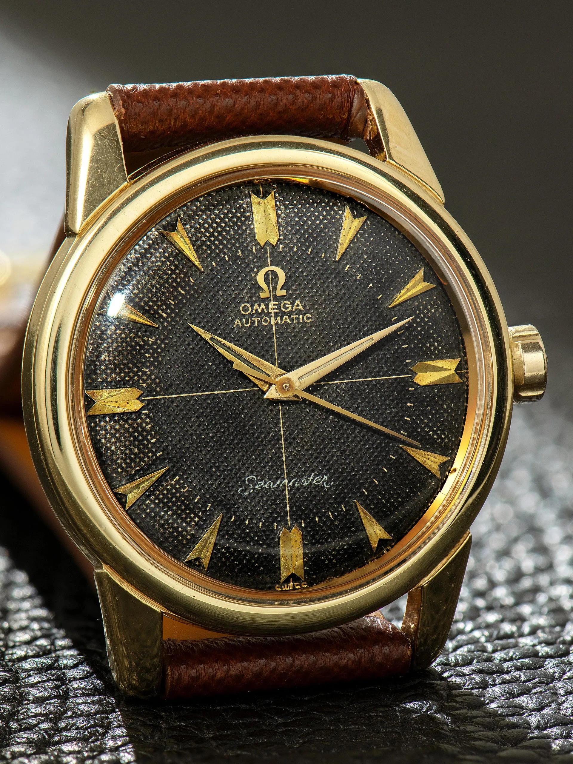1954 Omega Seamaster Automatic 18K YG (Ref. 2846-2848 1SC) 'Cal. 501' Black Honeycomb Dial
