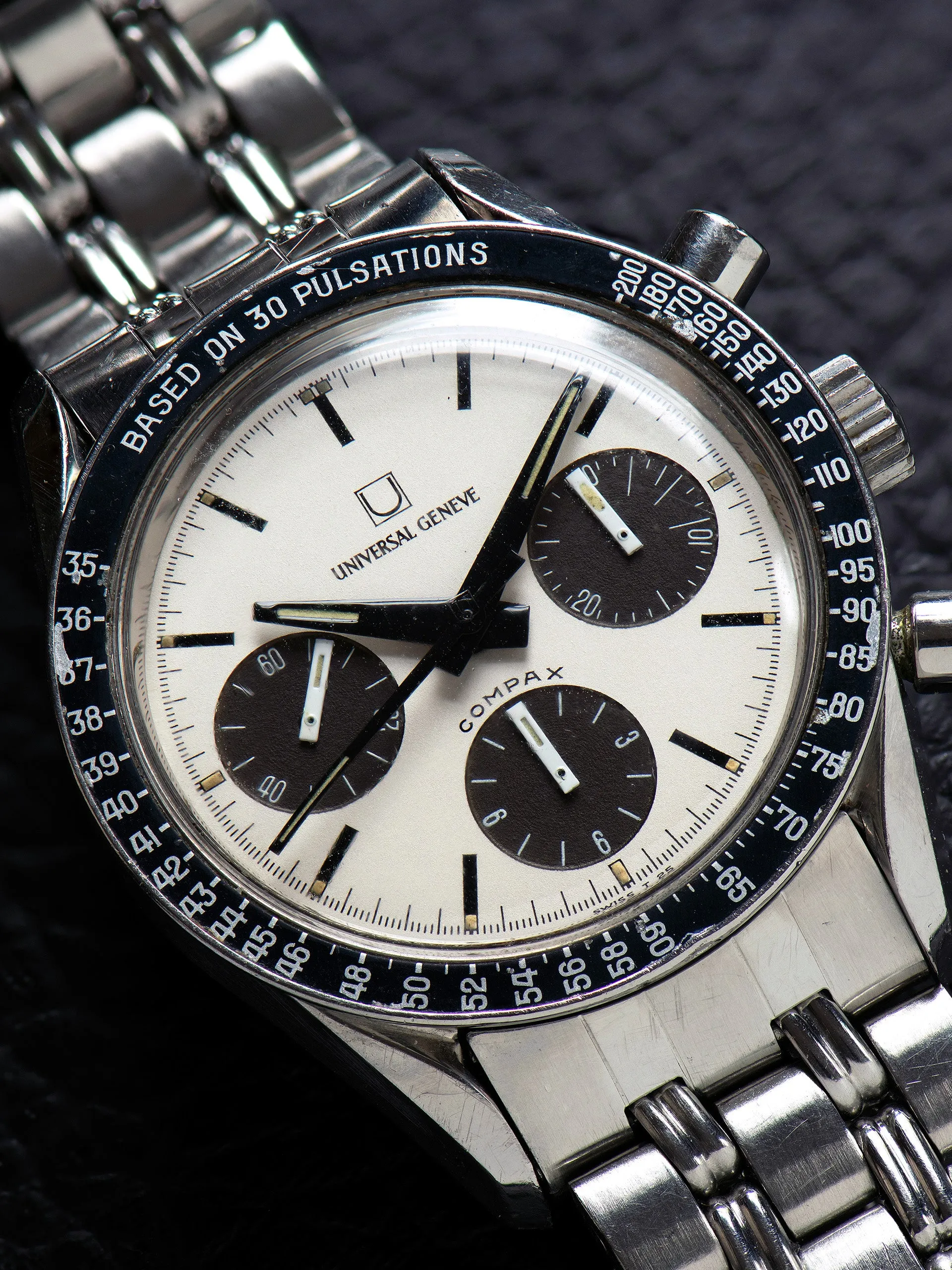 1972 Universal Geneve Compax "Nina Rindt"(Ref. 885105/02) Mk. II Dial W/ Pulsations Bezel