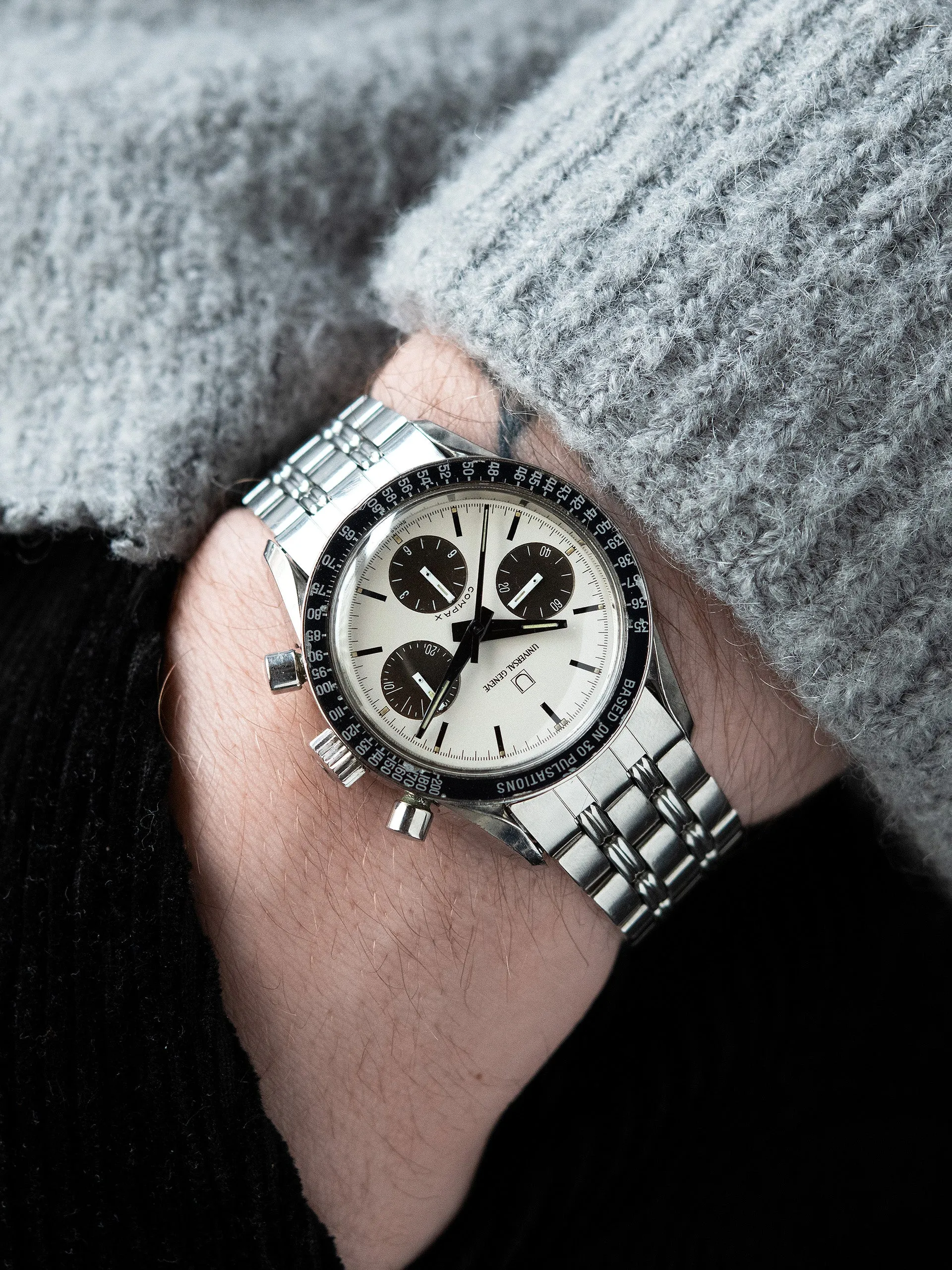 1972 Universal Geneve Compax "Nina Rindt"(Ref. 885105/02) Mk. II Dial W/ Pulsations Bezel
