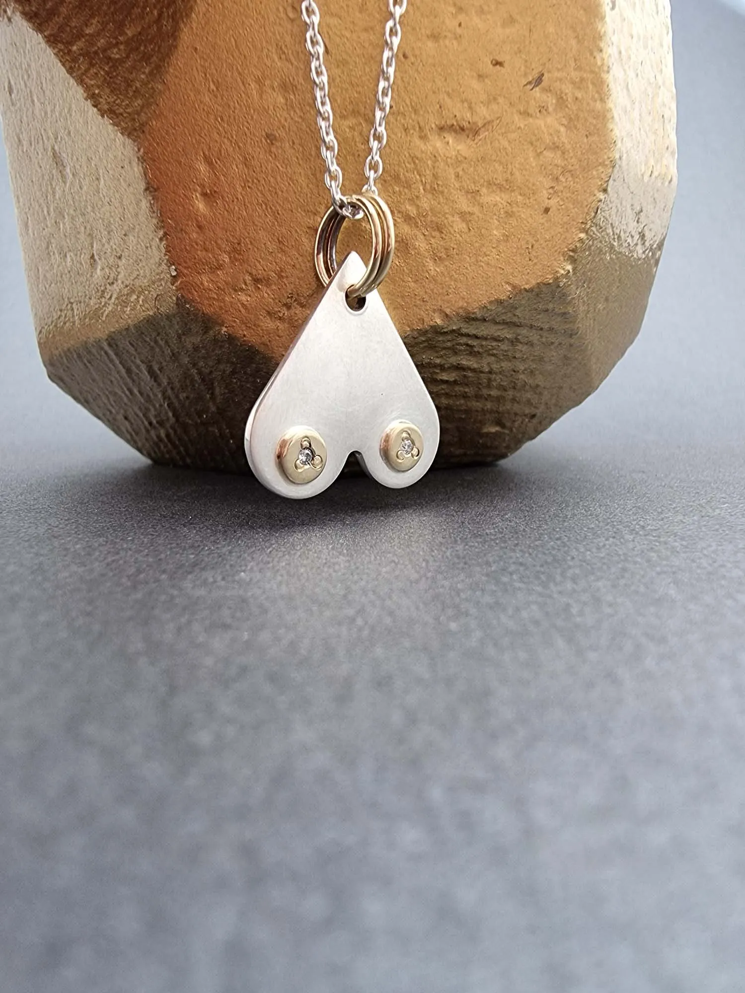 A BREAST FRIENDS - diamond necklace