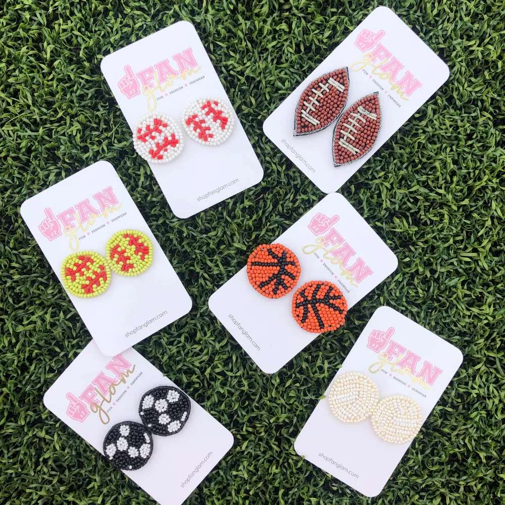 BASEBALL BEADED STUD EARRINGS WHITE