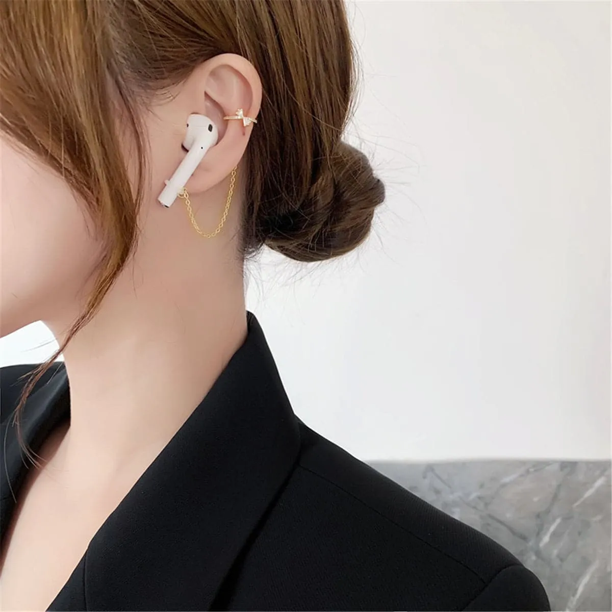Cubic Zirconia & 18K Gold-Plated Bow Earbud Clip-On Earring
