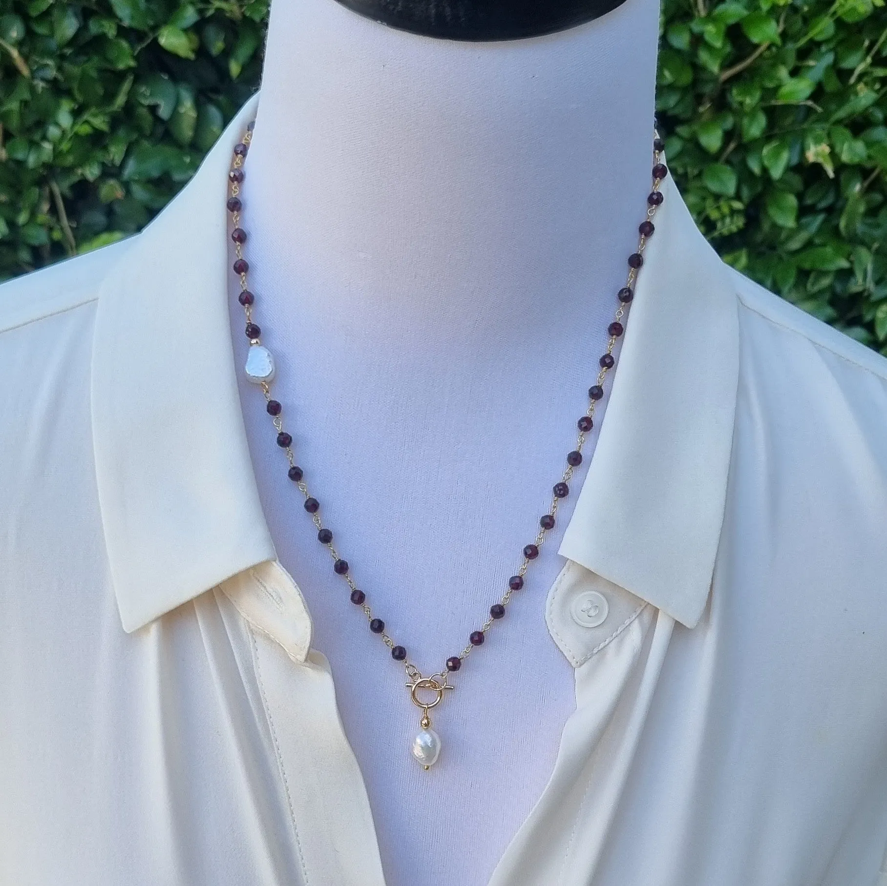 Duco Garnet & Freshwater Pearl Necklace