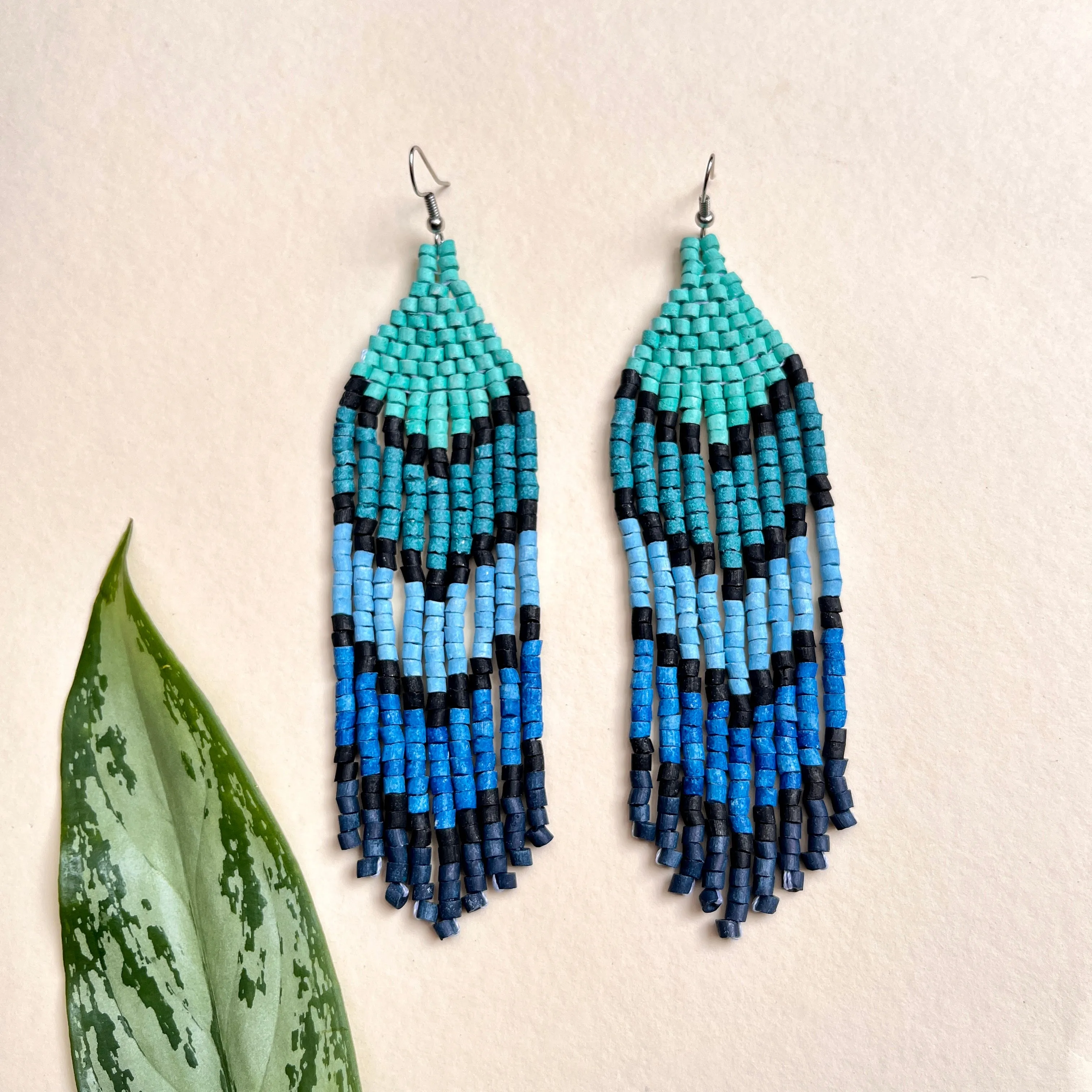 Five Arrows Five Colors Earrings in Natural Stone
