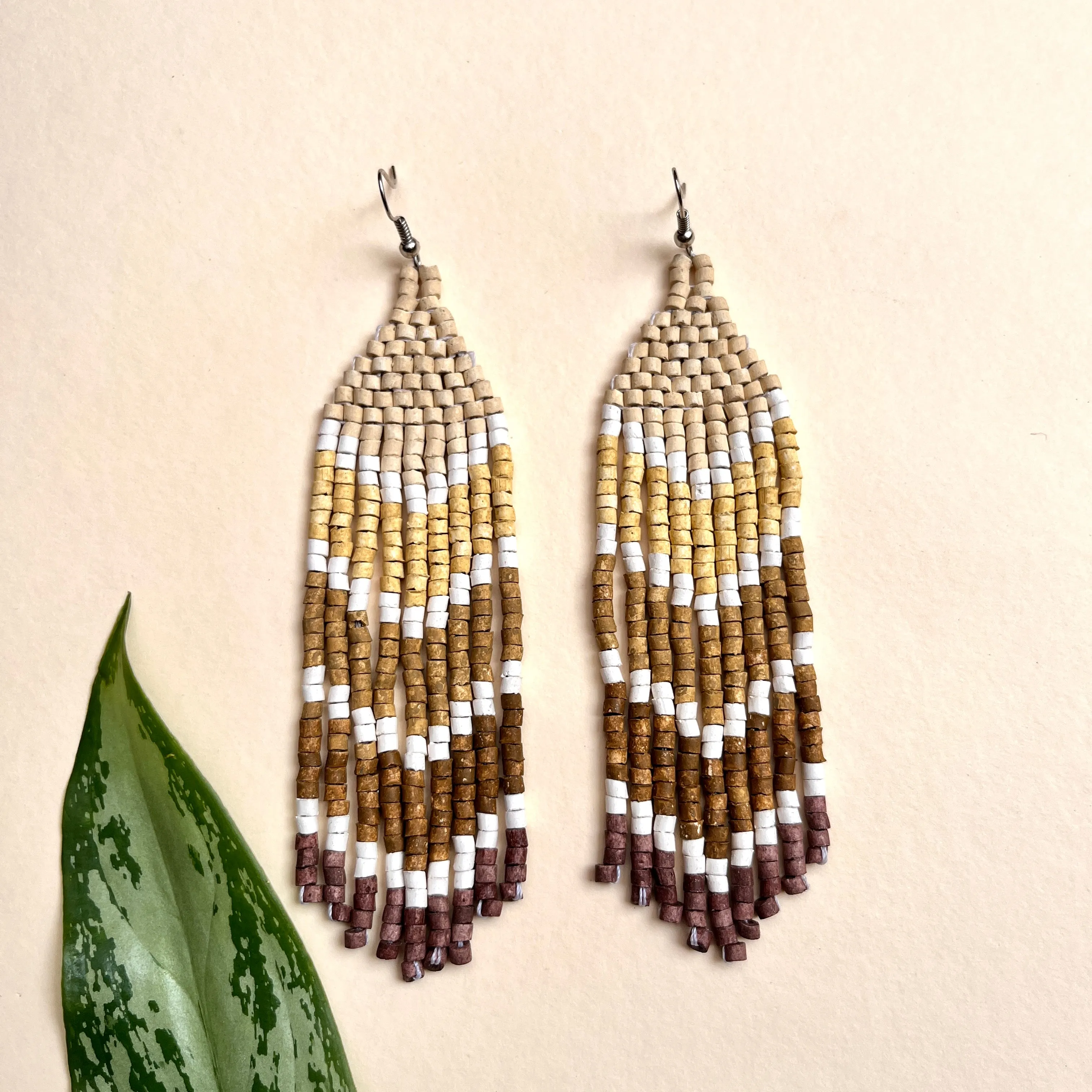 Five Arrows Five Colors Earrings in Natural Stone