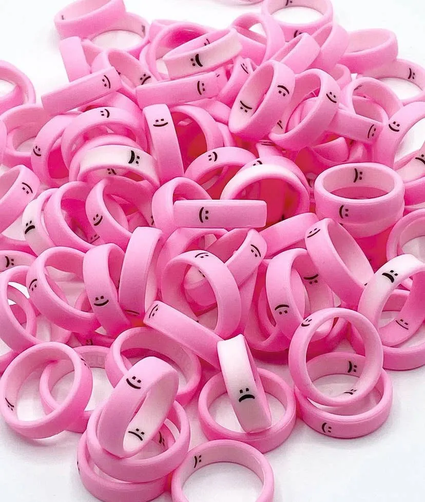 Flip Ring - Smile/Frown Pink