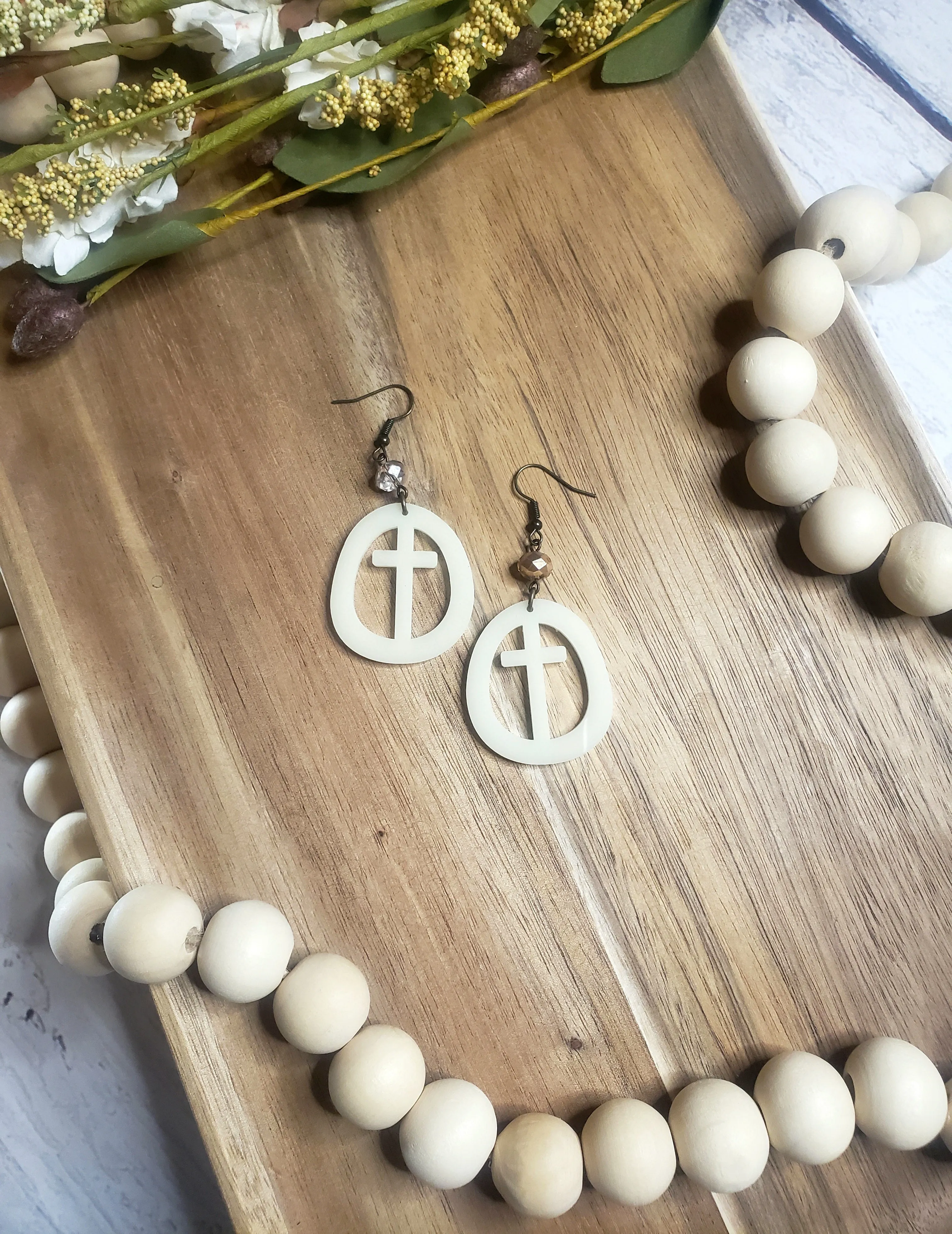 Ivory Circle Cross Earrings