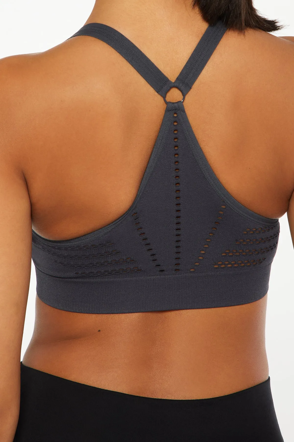Kira Seamless Sport Bra (Ebony)