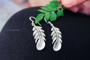 Moh Lightweight Leafy Earrings