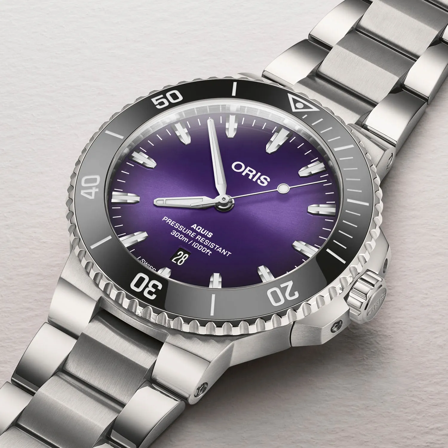 Oris Aquis Date "Taste of Summer" Berries Edition Automatic – 01 733 7789 4158-07 8 23 04PEB