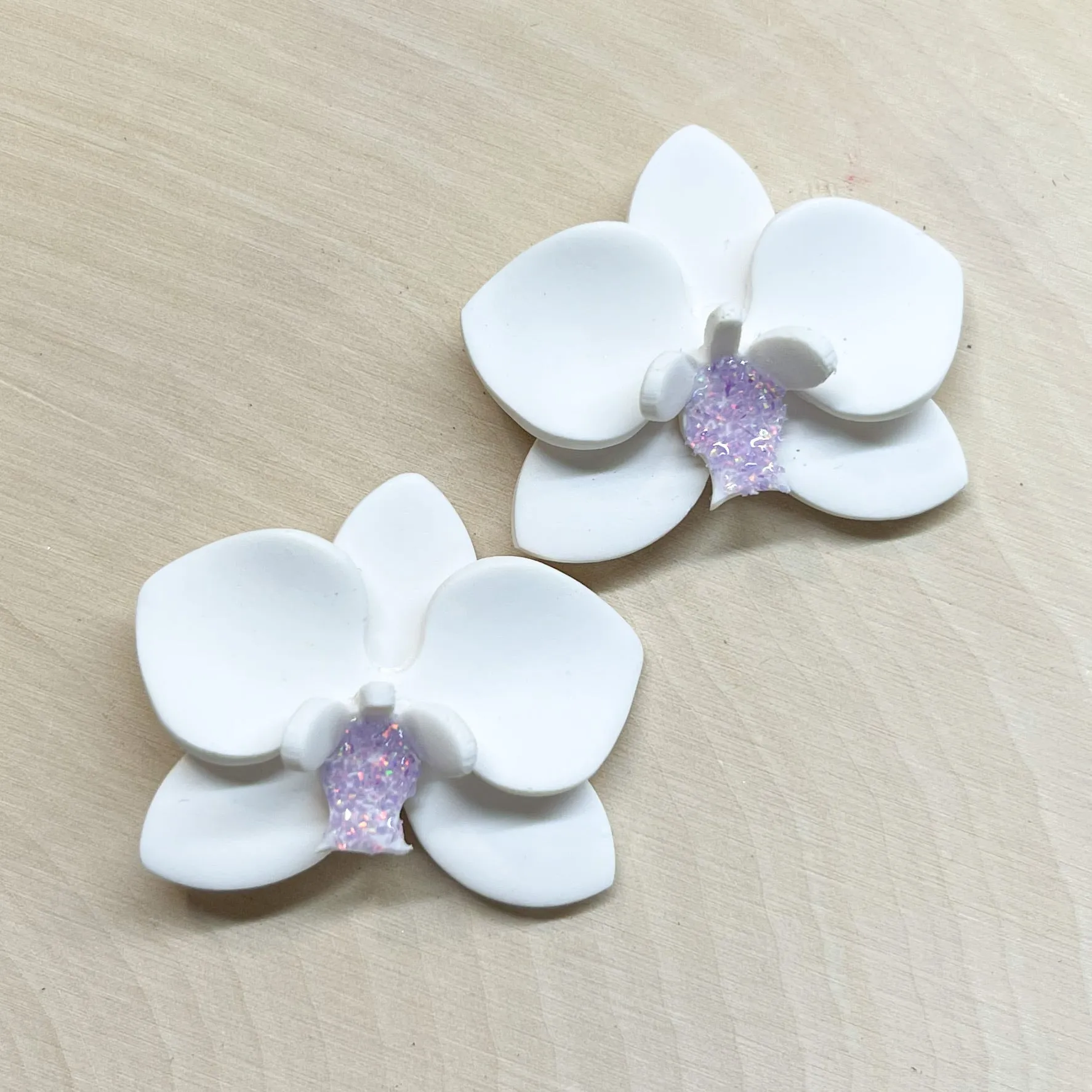 Phalaenopsis- Large Stud