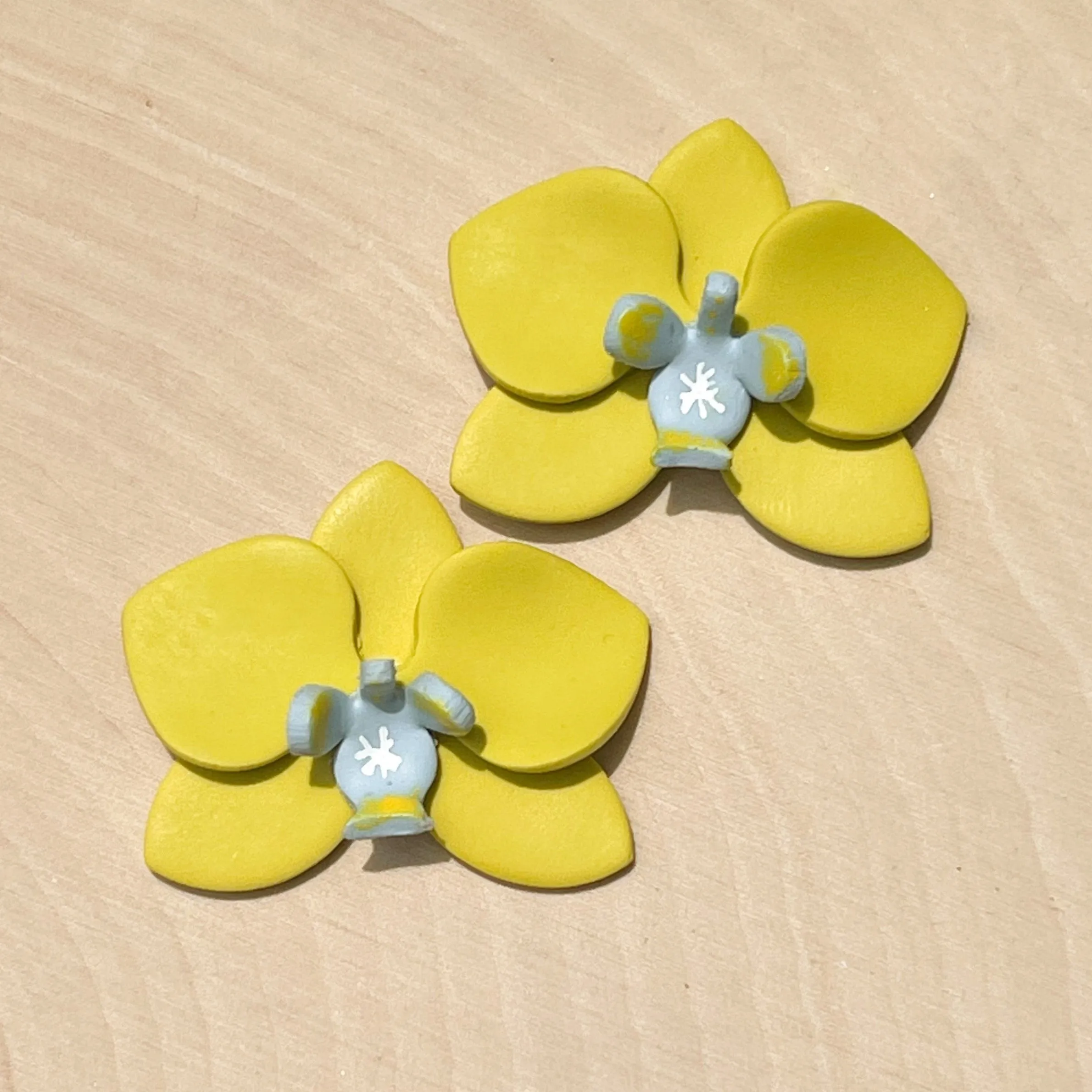 Phalaenopsis- Large Stud