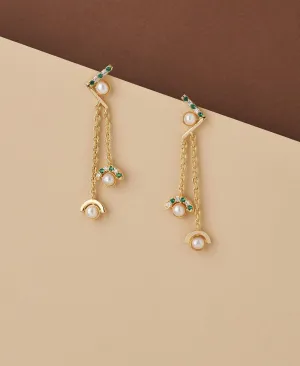 Pretty White Pearl Hang Earring