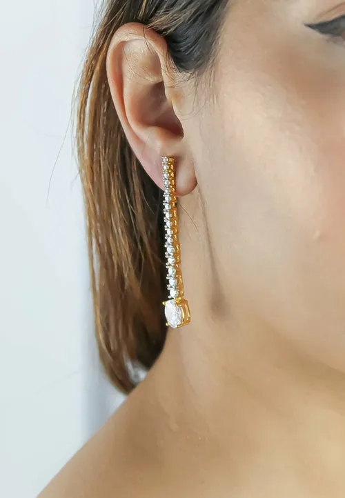 "Marbella Zircon Earrings: Lightweight, 18K Gold or Silver Plated"
Keywords: Marbella, Zircon, Earrings, Lightweight, Gold-plated, Silver-plated.