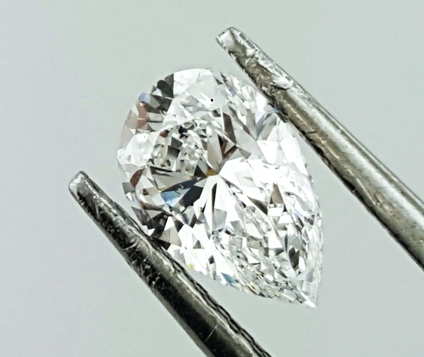 Real Pear Cut Natural Loose Diamond 0.73 CT D Color VS2 Clarity GIA Certified