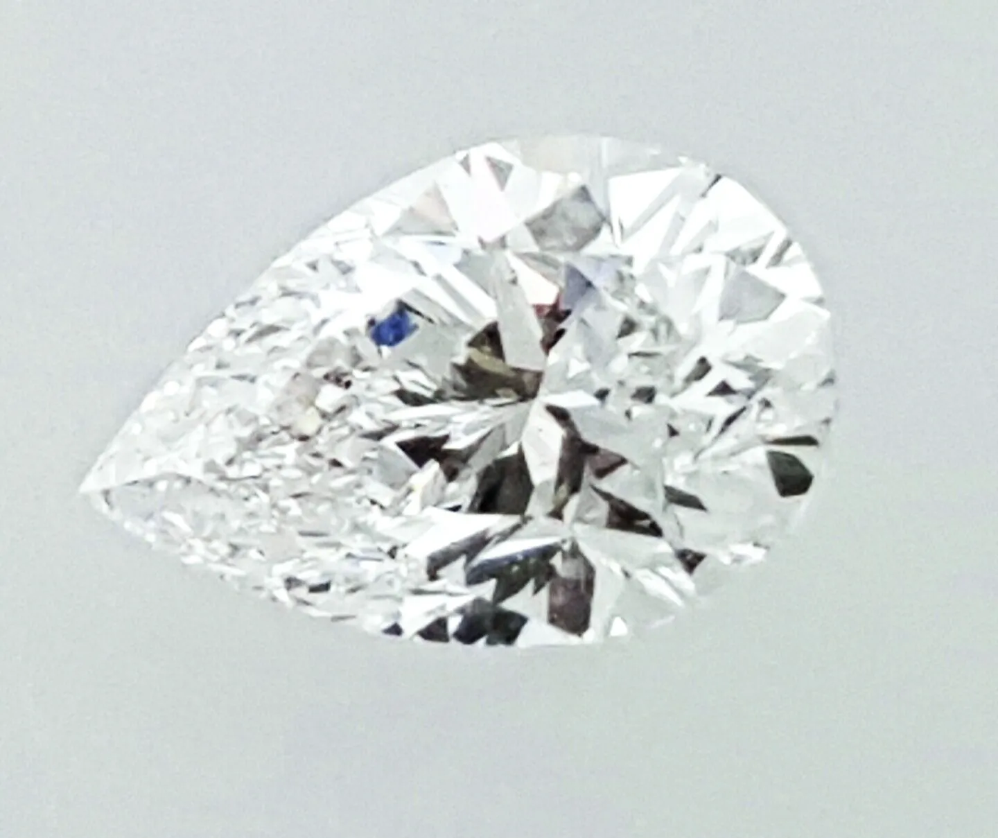 Real Pear Cut Natural Loose Diamond 0.73 CT D Color VS2 Clarity GIA Certified