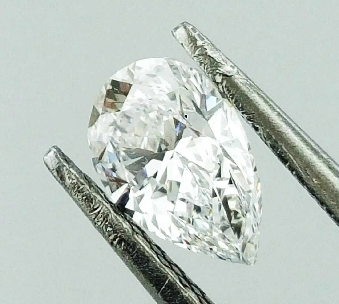 Real Pear Cut Natural Loose Diamond 0.73 CT D Color VS2 Clarity GIA Certified