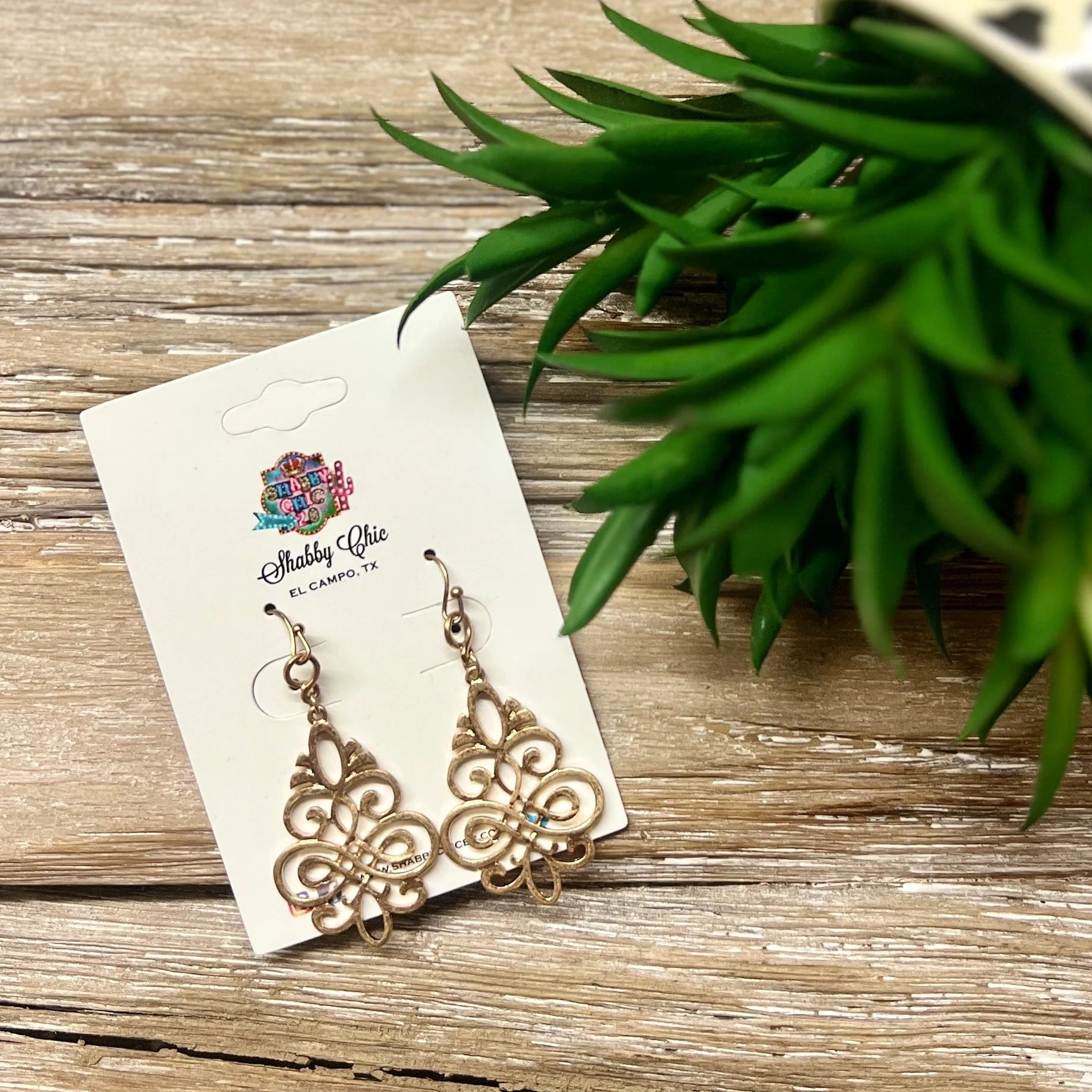 Small Ornate Earrings - Gold