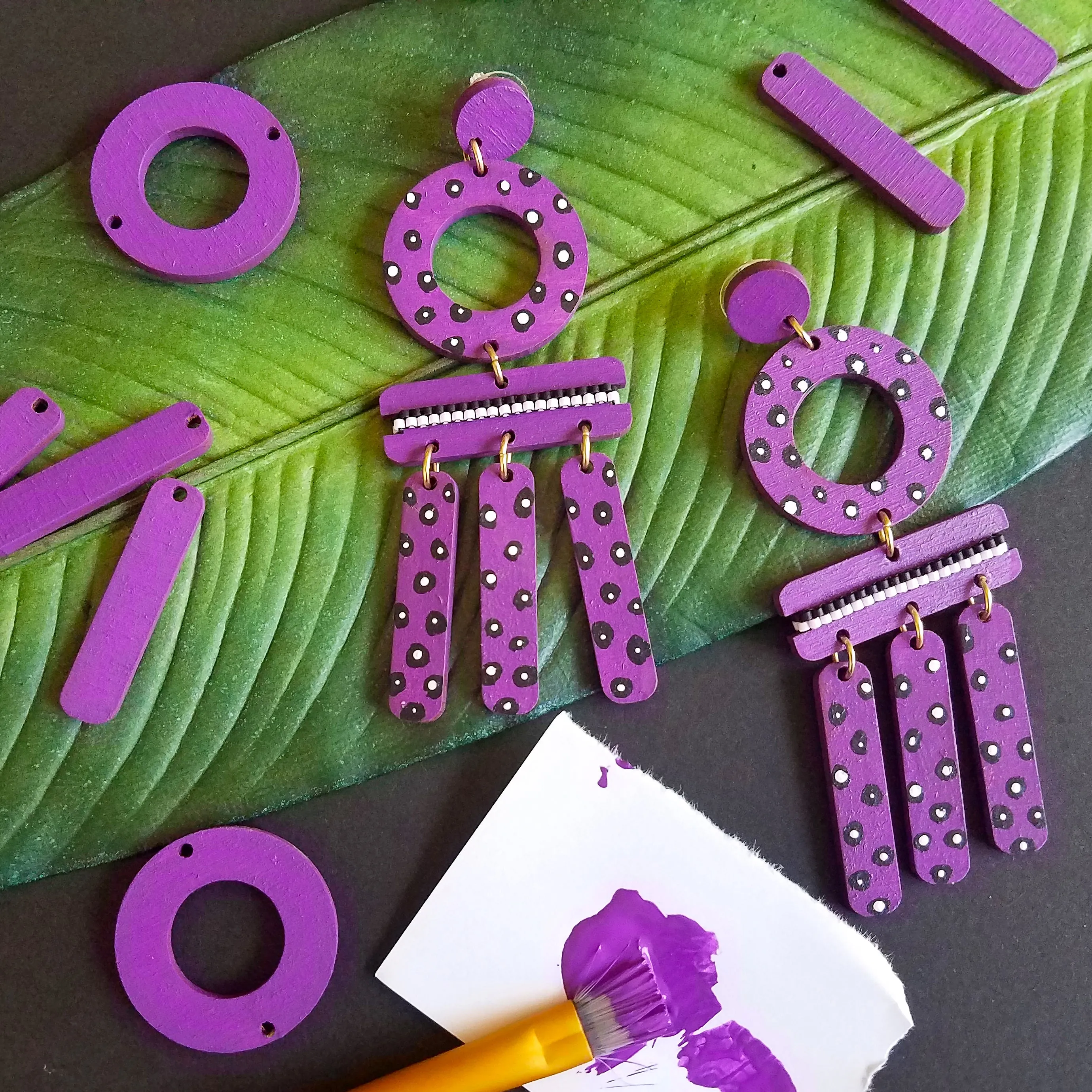 WIND CHIME EARRINGS | PASSION FRUIT