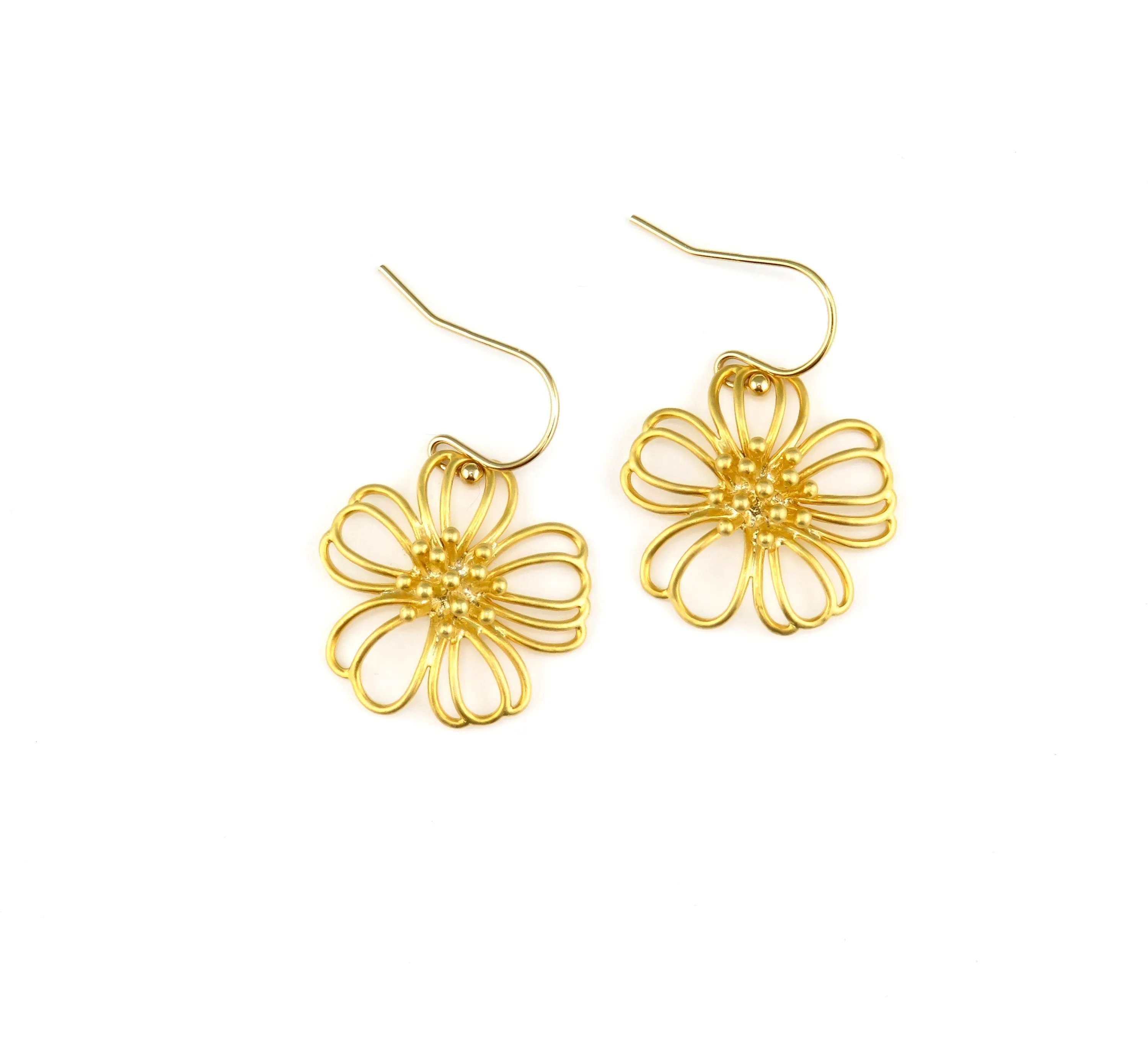 Wispy Gold Daisy Earrings